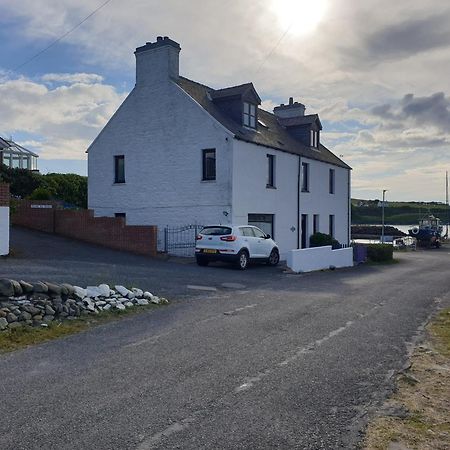 The Old Cornstore A Beautiful Suite Overlooking The Sea Drummore Exterior photo