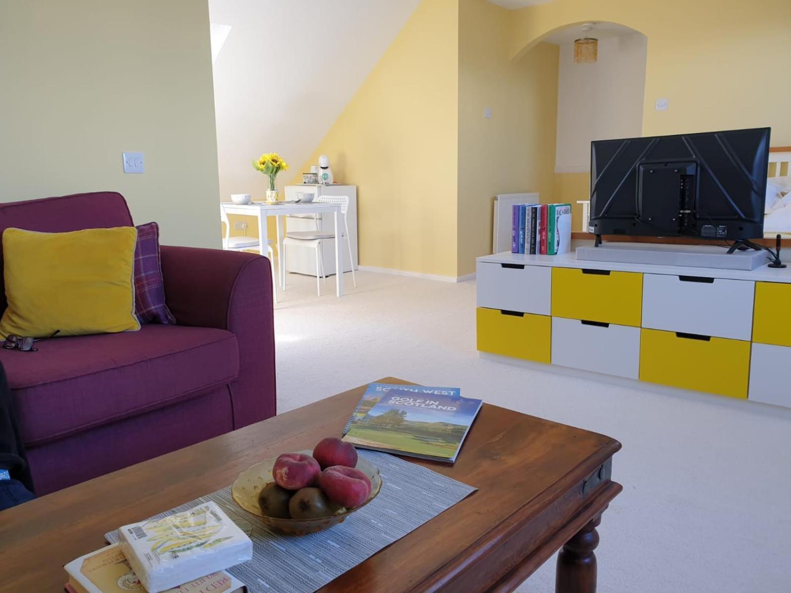 The Old Cornstore A Beautiful Suite Overlooking The Sea Drummore Exterior photo